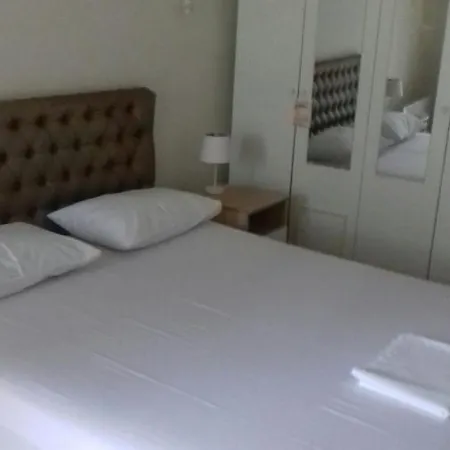 Guest house Gelena гостьовий двір *