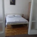 Gelena гостьовий двір