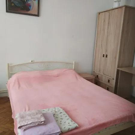 Gelena гостьовий двір * ウージュホロド